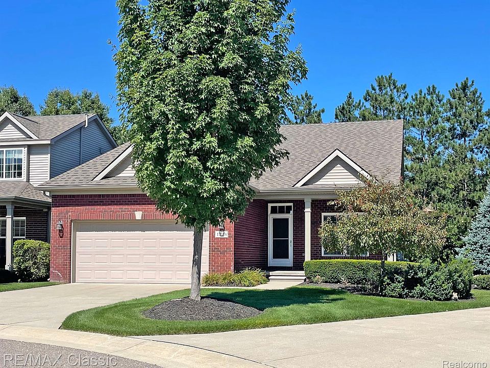 1st image of 1223 Cambridge Cir #13
