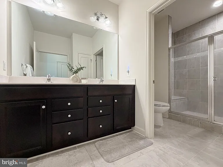 306 Buckeye Cir — Photo 42