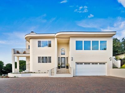 320 El Caminito Rd, Carmel Valley, CA, 93924