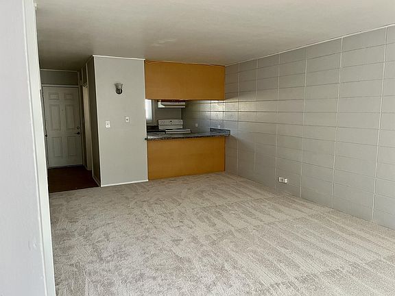 3rd image of 27500 Tampa Ave #Avenue95