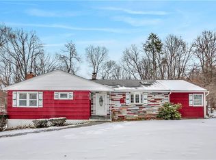 19 Mangin Rd, Monroe, NY 10950