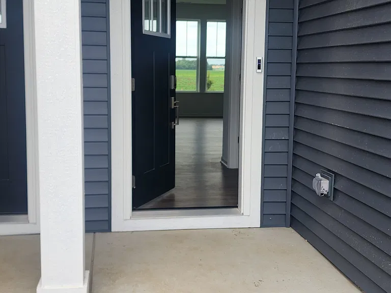 25704 W Wakefield Dr — Photo 1