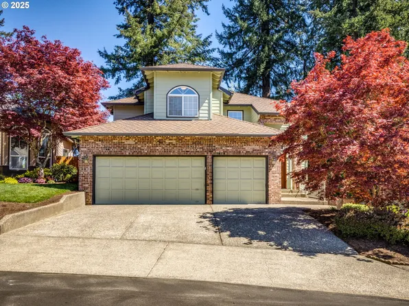 7556 SW Ashford St, Tigard, OR 97224