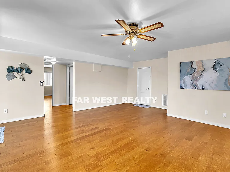 1853 Oriental Ave — Photo 6
