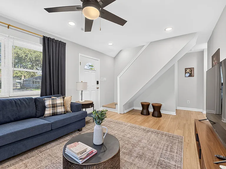 340 Buena Vista Ave — Photo 6