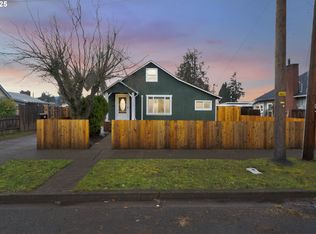 741 S 8th St, Cottage Grove, OR 97424