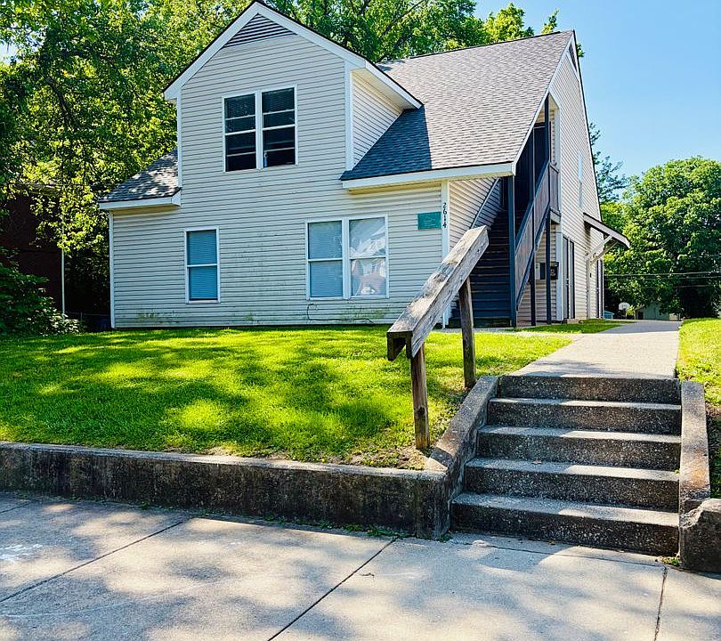 1st image of 2614 W Jefferson St #4