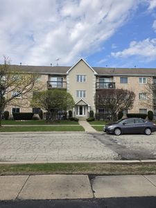 7902 Nagle Ave APT 2S, Burbank, IL, 60459
