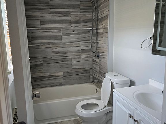 5th image of 1180 Middlesex St #3