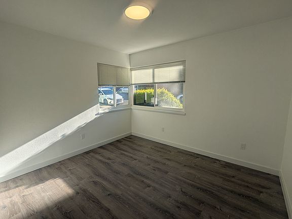 4th image of 109 Brazil Ave #1