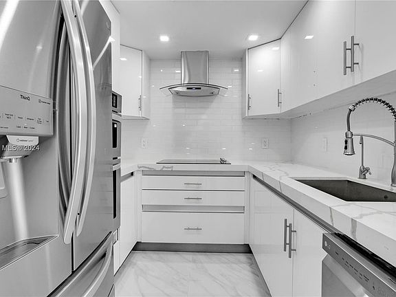 5th image of 3625 N Country Club Dr APT 2608