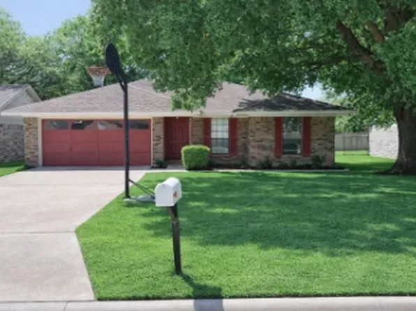 2524 Downs Cir, Bossier City, LA 71111