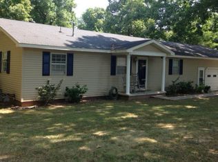 385 Shad Ln, Adamsville, TN 38310