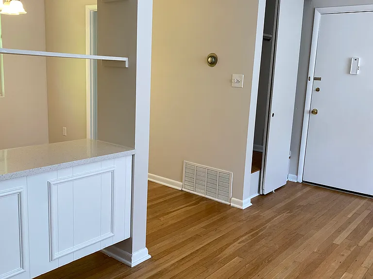 314 E Melrose Ave #D — Photo 24