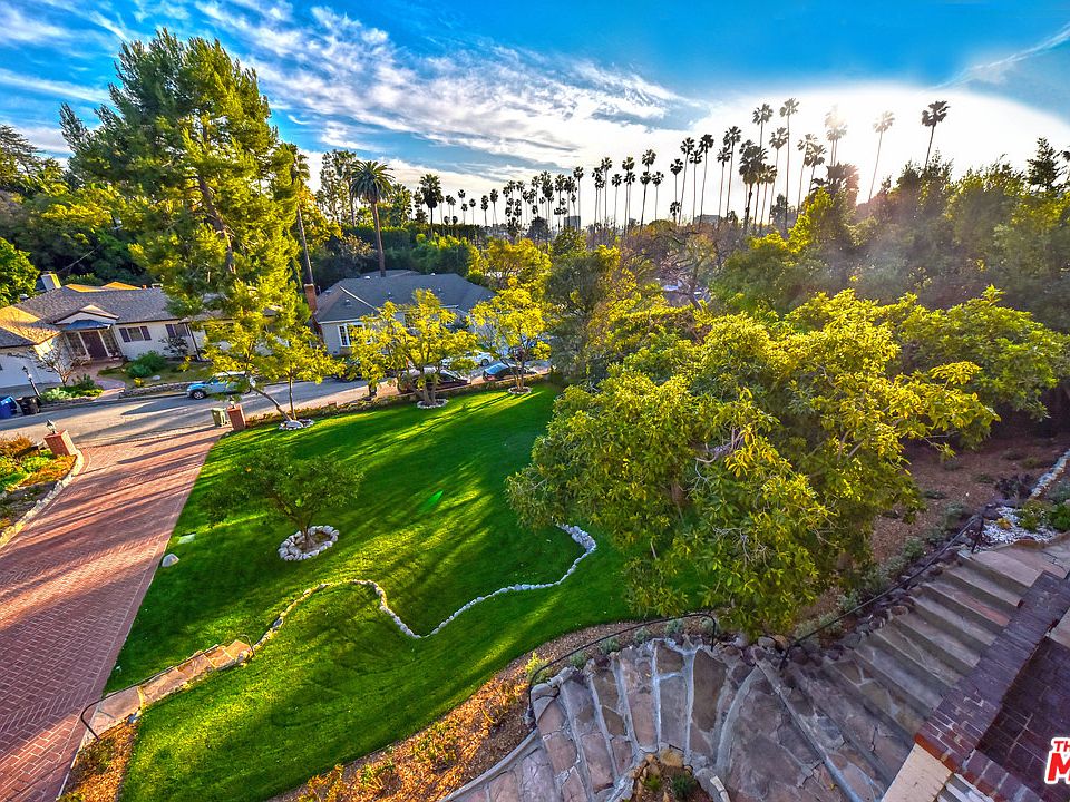 1st image of 5811 Valley Oak Dr