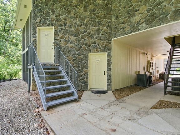 4th image of 1508 Park De Ville Pl