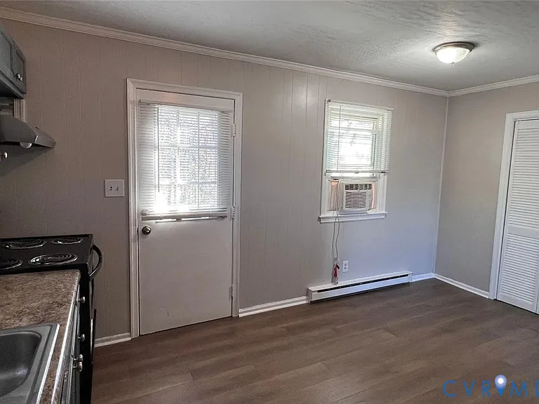 20507 Hickory Ct — Photo 5