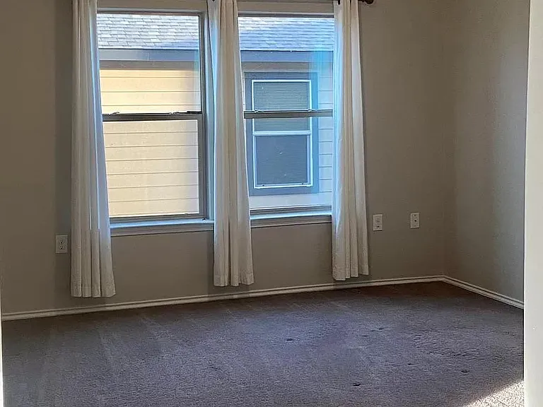 9016 Ridgewell Rd — Photo 18