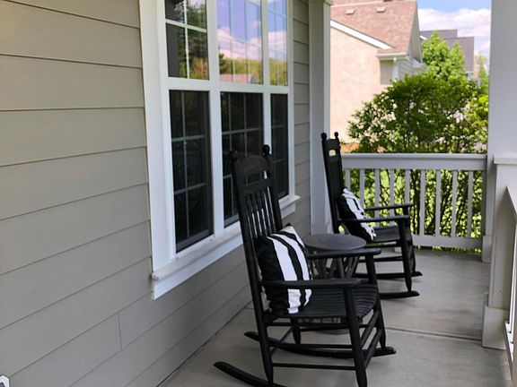 4th image of 1876 Somerford Dr