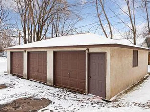 (undisclosed Address), Anoka, MN 55303