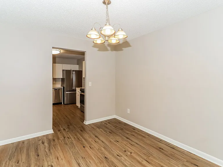 7815 Capwood Ave — Photo 6