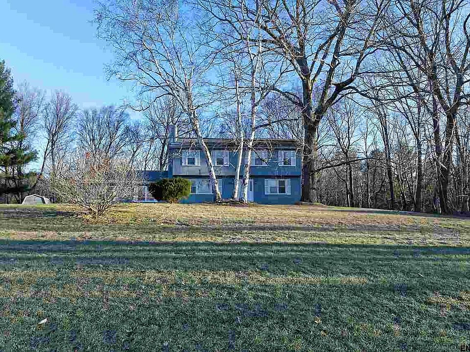 1st image of 11 Salem Ct