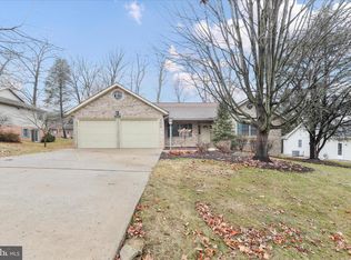 7010 Fairway Oaks, Fayetteville, PA 17222