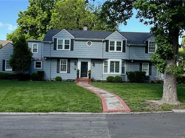 6920 Edgevale Rd, Kansas City, MO 64113