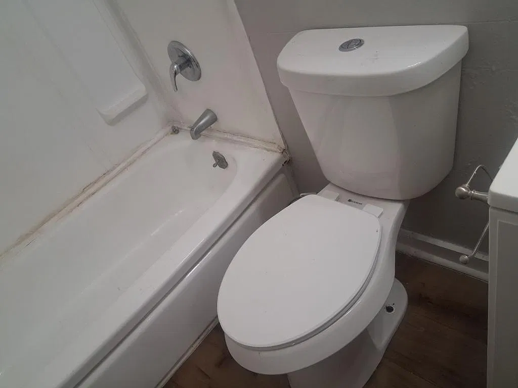 2234 Barrett Ave Unit A — Photo 4
