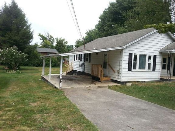 3rd image of 619 Walters Dr