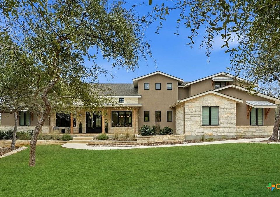 1st image of 746 Panorama Point