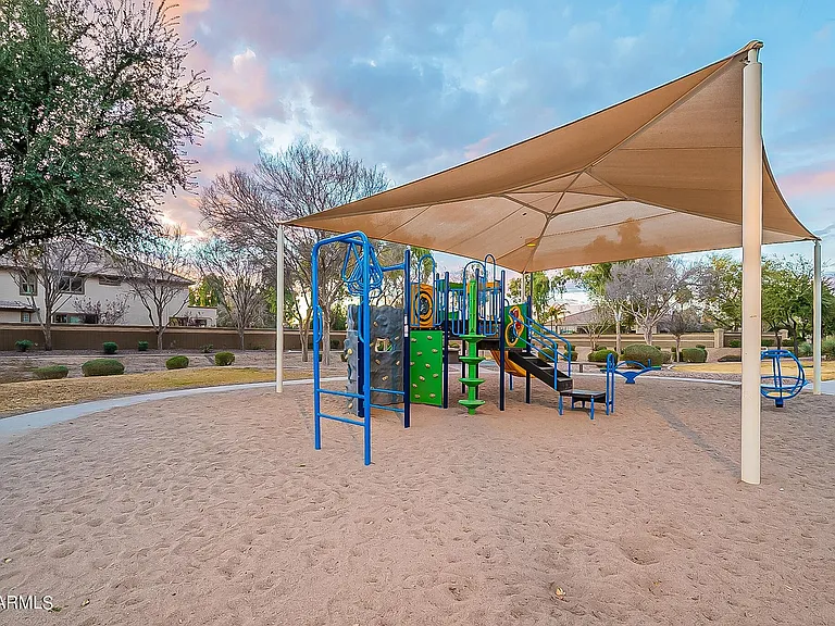 2883 E Birchwood Pl — Photo 49