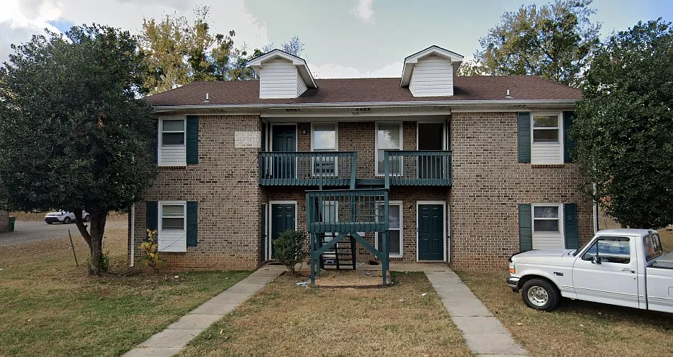1509 Medland Rd Nw - Unit B — Photo 4