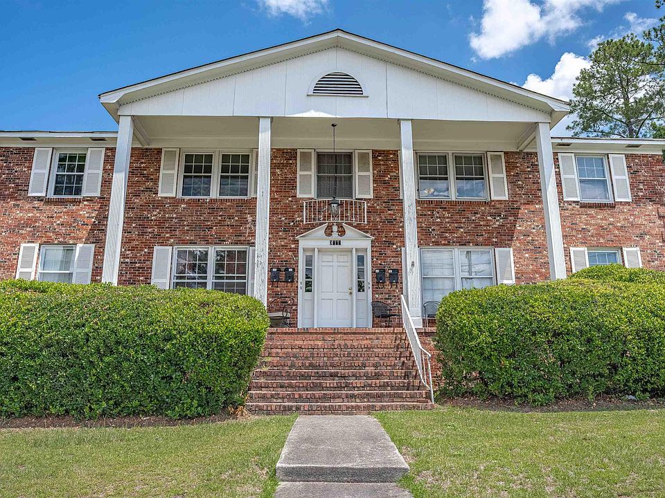 1st image of 3907 Forest Dr APT D