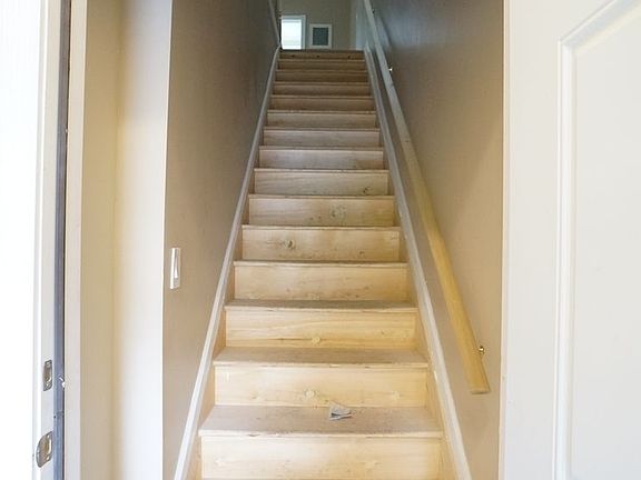 2nd image of 293 E 163rd St #2