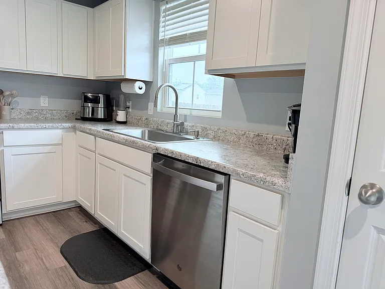 220 Burr Oak Ln — Photo 10