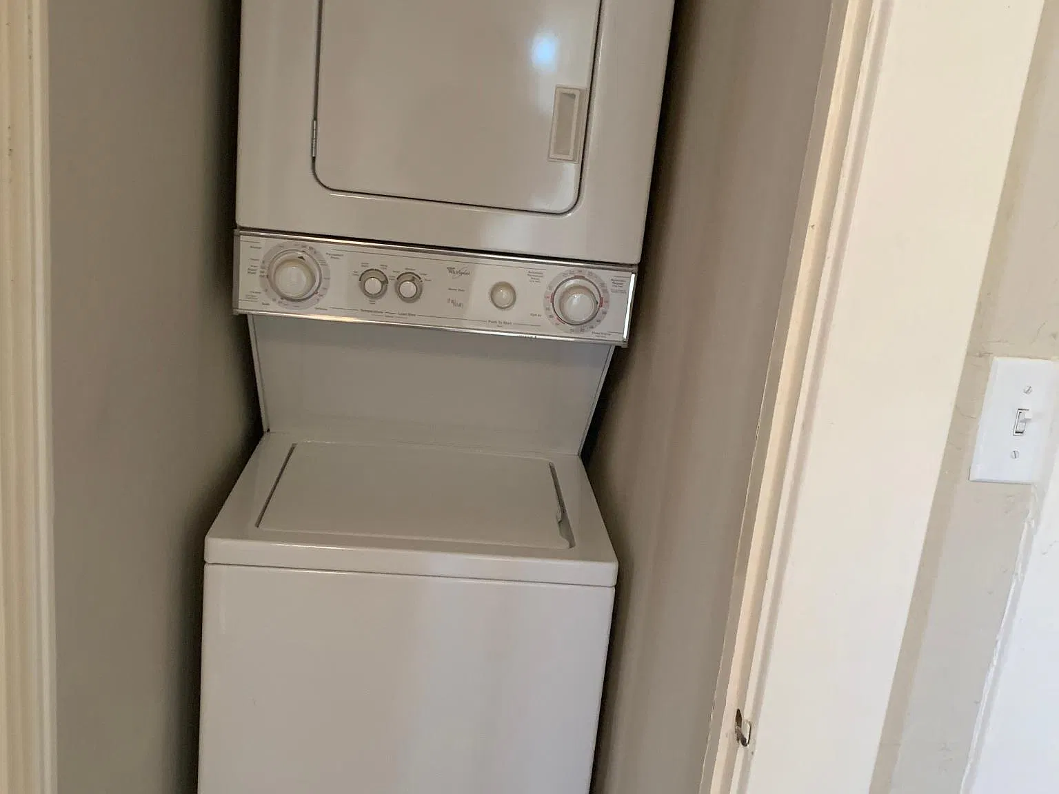 Studio, 500 sqft, $599 — Photo 3