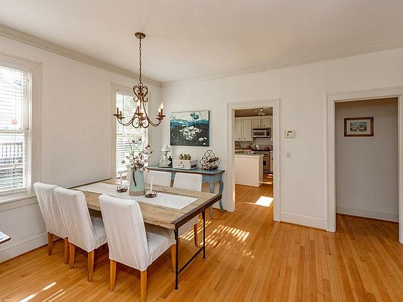 5th image of 556 Ockley Dr