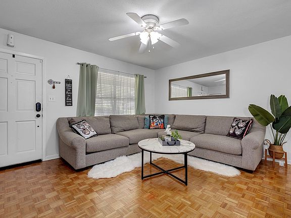 4th image of 1809 Quince Dr