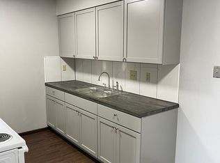 3769 W 9th St, Waterloo, IA 50702