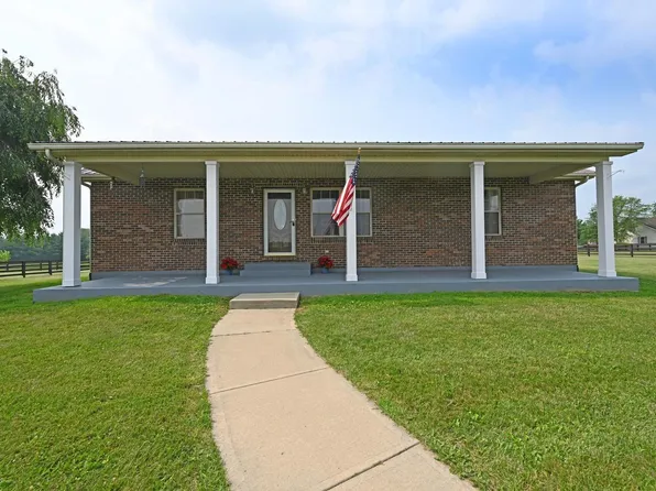 7810 Farmers Rd, New Vienna, OH 45159