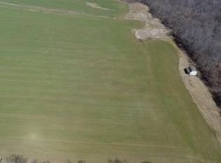 E South Range Rd, New Middletown, OH 44442