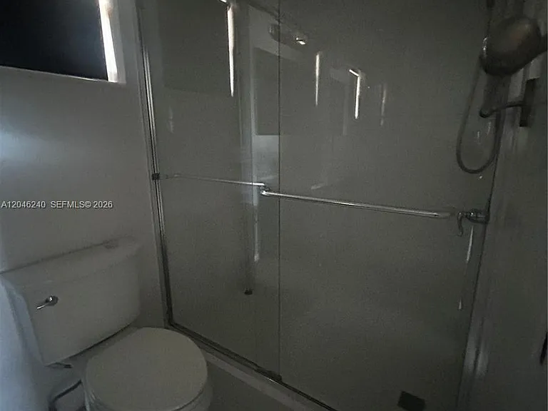 2880 NE 203rd St #B25 — Photo 19