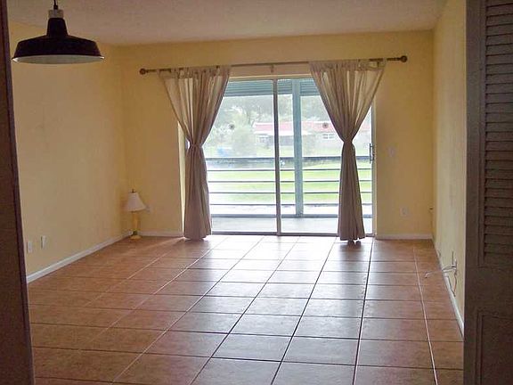 3rd image of 2481 SW 82nd Ave APT 204