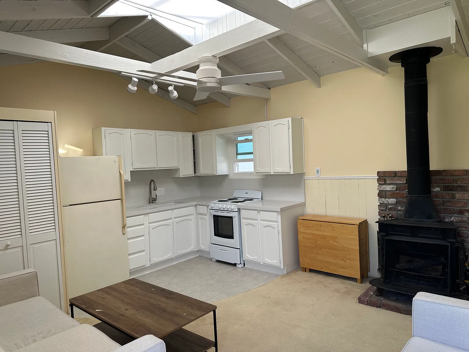 Heliotrope Ave, Corona Del Mar — Photo 3