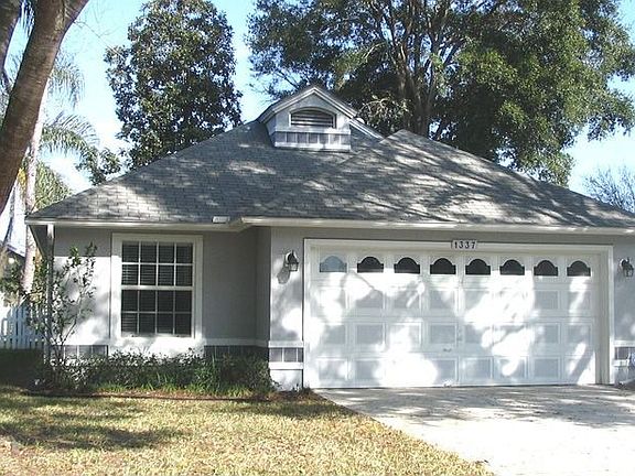 Front Yard ... Receives Morning Sunlight!