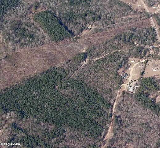2nd image of 1093 County Line Rd