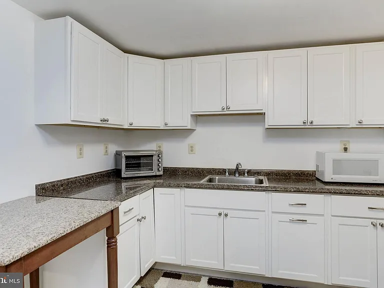 7465 Browns Bridge Rd — Photo 31