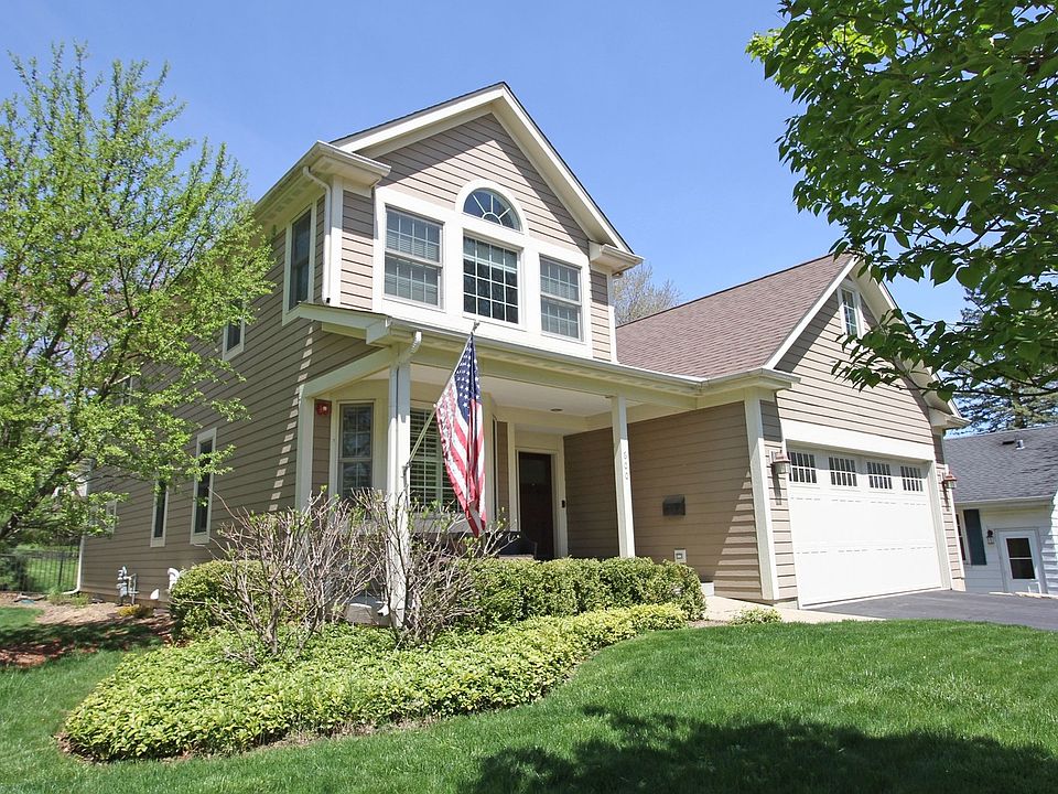1st image of 600 Meadow Ln