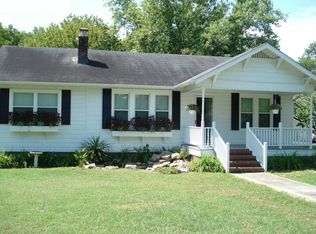 502 Roberts Mill Rd, Hixson, TN 37343